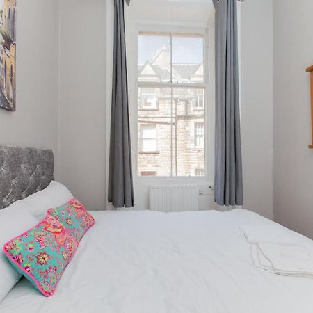 אדינבורו Bright & Homely City Centre Apartment Near Holyrood מראה חיצוני תמונה