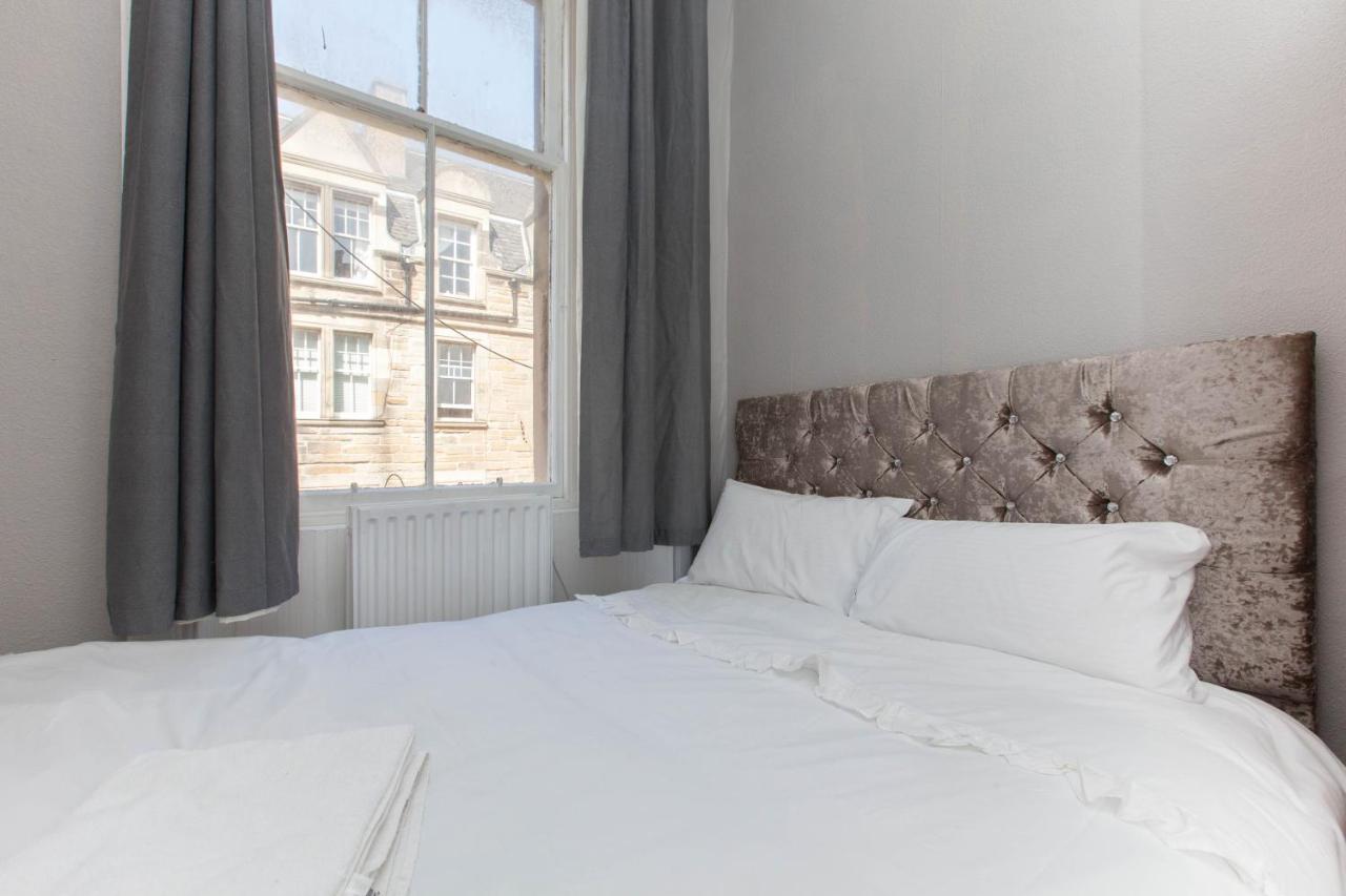 אדינבורו Bright & Homely City Centre Apartment Near Holyrood מראה חיצוני תמונה